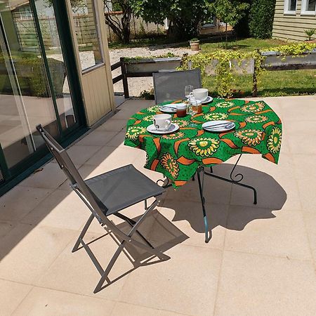 La Revetizon Bed and Breakfast Saint-Pierre-d'Amilly Buitenkant foto