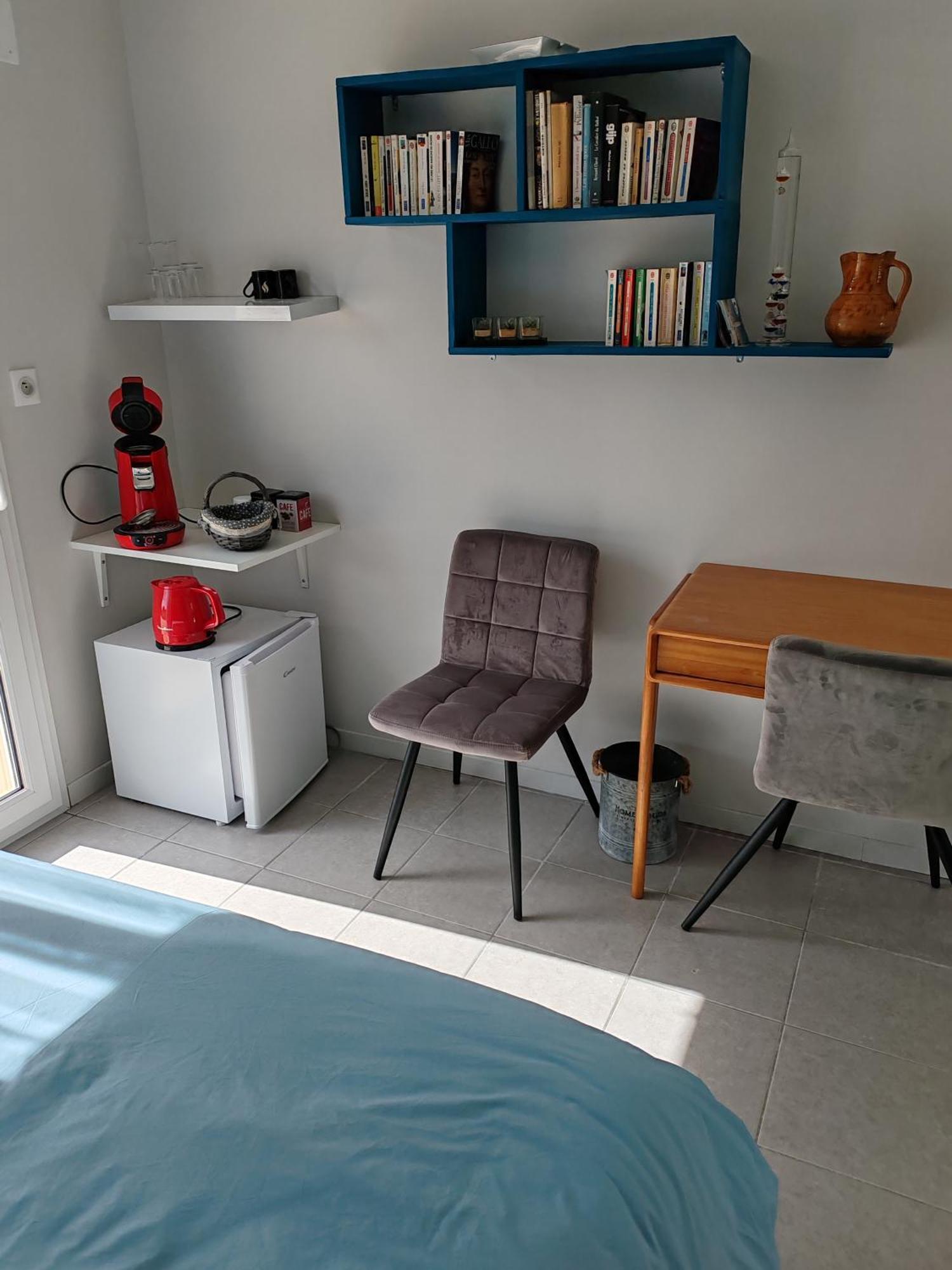 La Revetizon Bed and Breakfast Saint-Pierre-d'Amilly Buitenkant foto